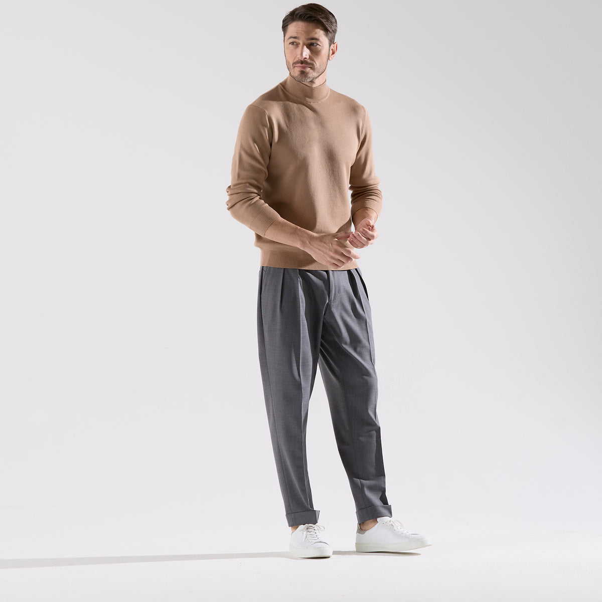 着用カラー：CIGER BEIGE