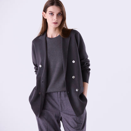 着用カラー：SPACE-GRAY