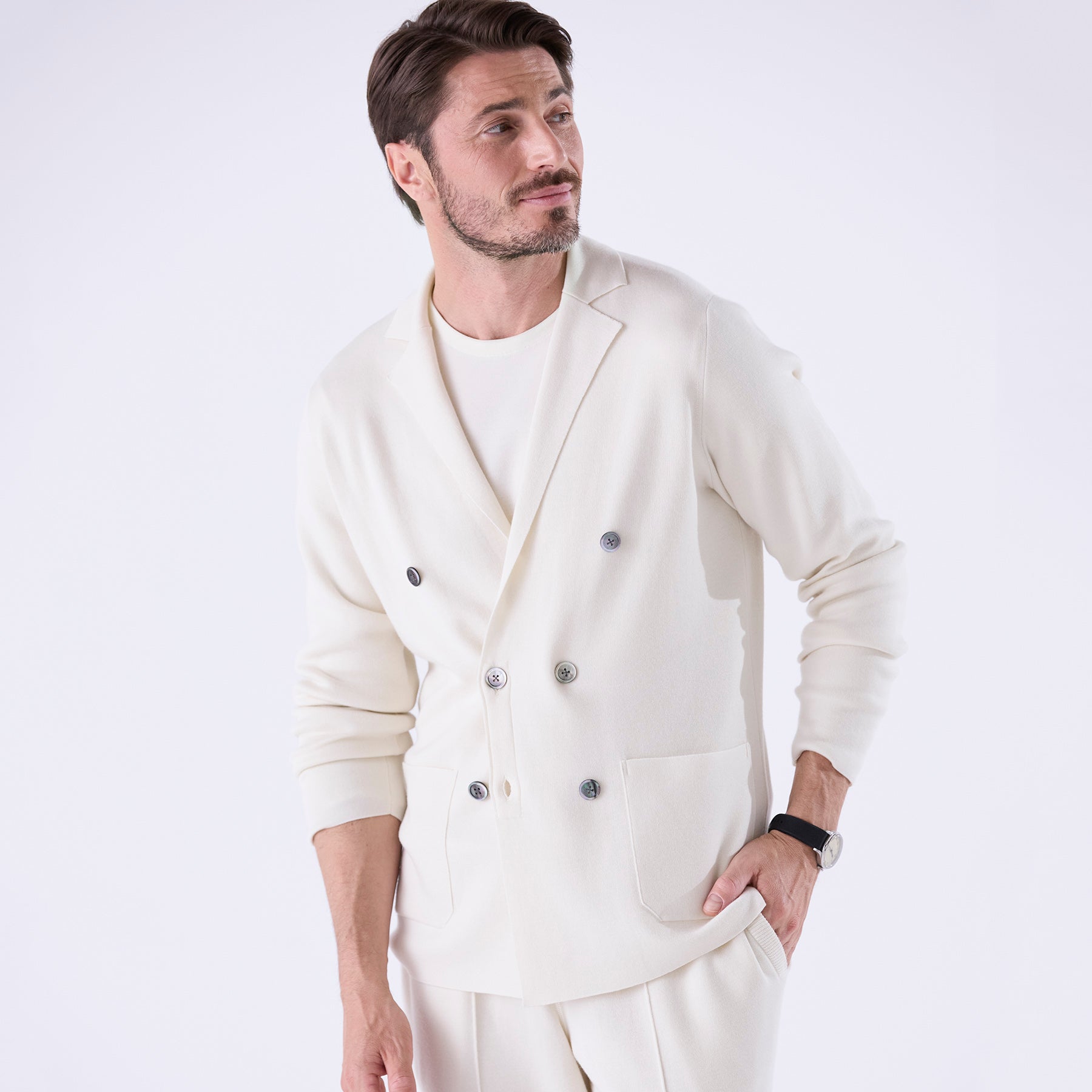 着用カラー：IVORY