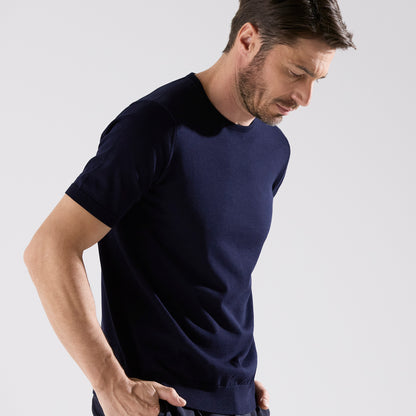 着用カラー：NAVY